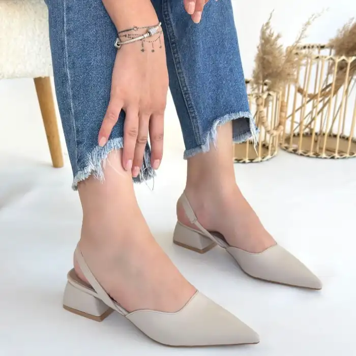 JENTİ BEJ CİLT TOPUKLU AYAKKABI