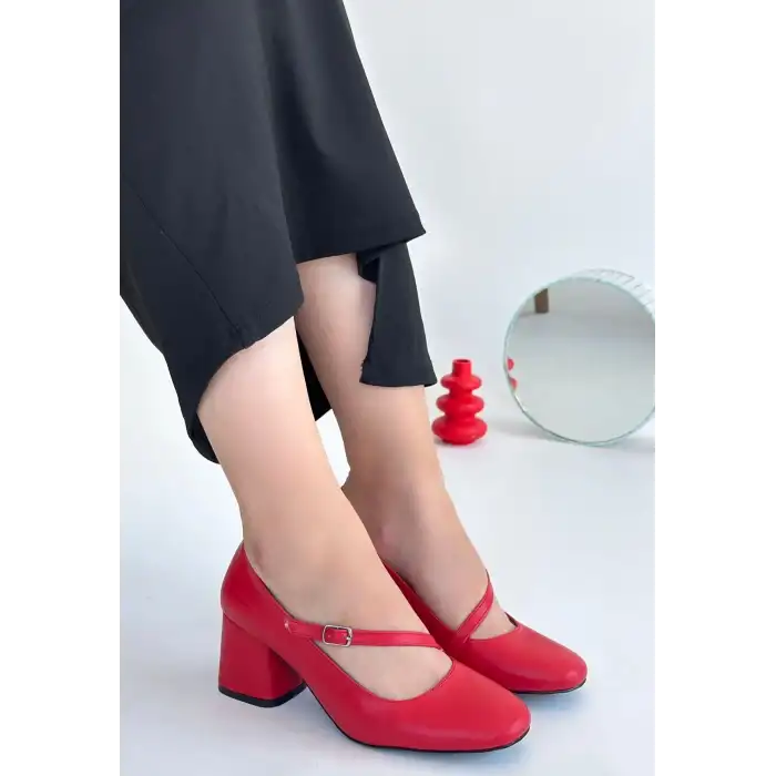 KİER KIRMIZI CİLT TOPUKLU AYAKKABI