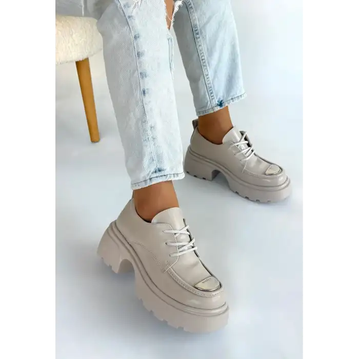 KİYA BEJ RUGAN DOLGU TOPUK OXFORD AYAKKABI