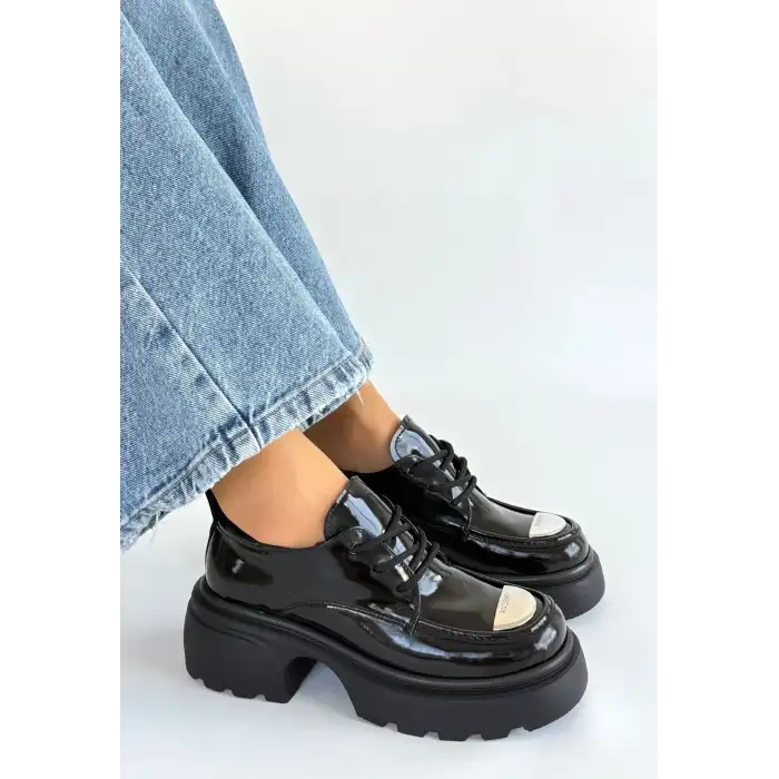 KİYA SİYAH RUGAN DOLGU TOPUK OXFORD AYAKKABI