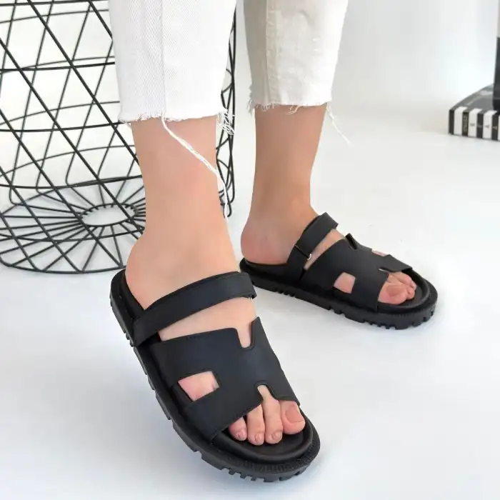 KOONİ SİYAH NUBUK TERLİK