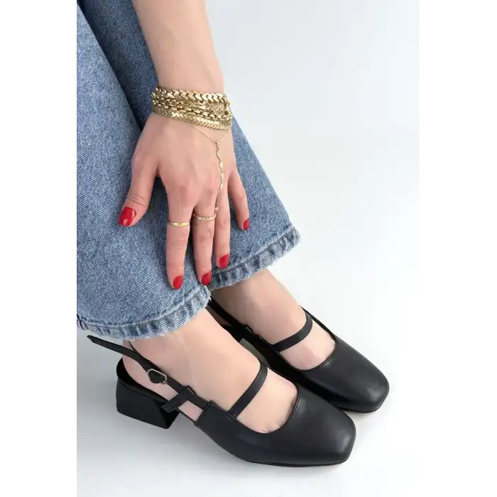 LİVA SİYAH CİLT TOPUKLU AYAKKABI