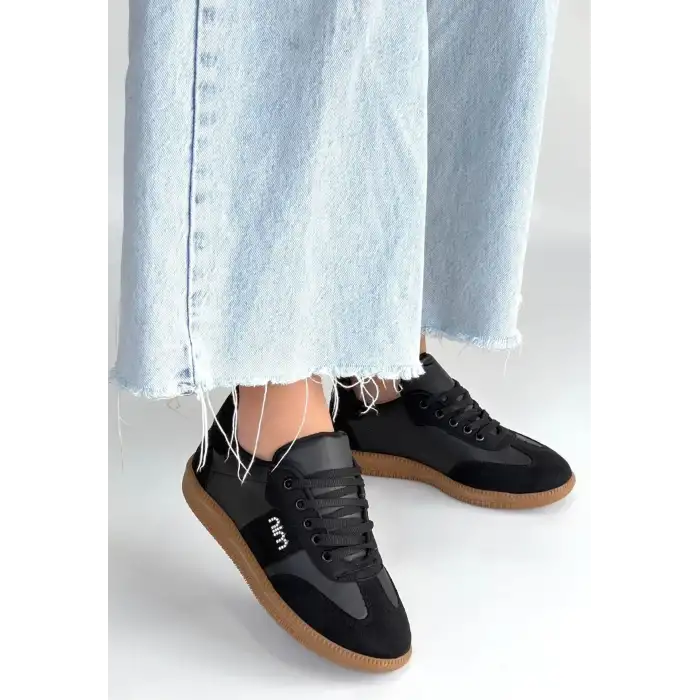 LUNGA SİYAH CİLT BAĞCIKLI SPOR AYAKKABI