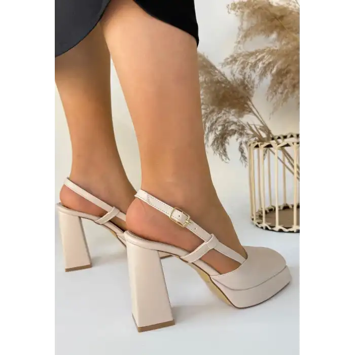 METY BEJ CİLT TOPUKLU AYAKKABI