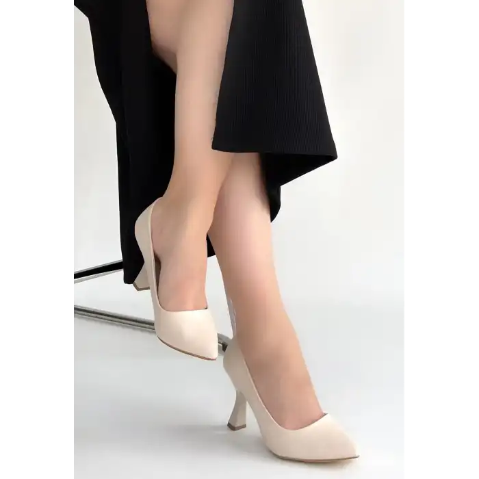 MEYLİ BEJ CİLT TOPUKLU AYAKKABI