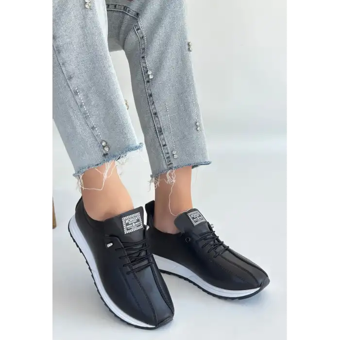 MONYA SİYAH CİLT BAĞCIKLI SPOR AYAKKABI