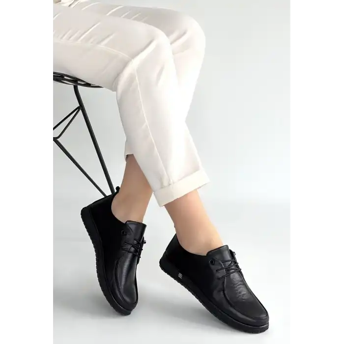 MOPİN SİYAH DERİ BAĞCIKLI SPOR AYAKKABI