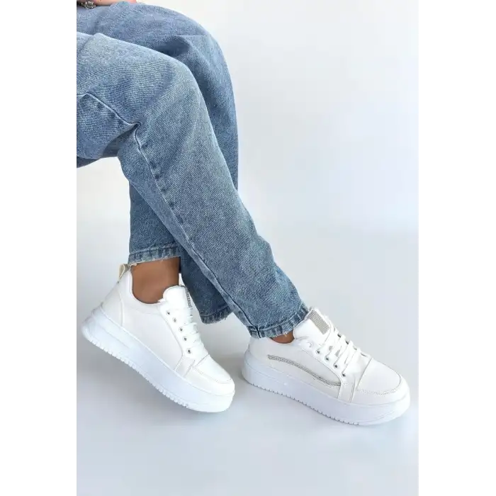 NATTE BEYAZ CİLT BAĞCIKLI SPOR AYAKKABI