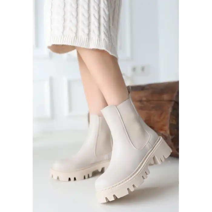 NİNLE BEJ CİLT TOPUKLU BOT