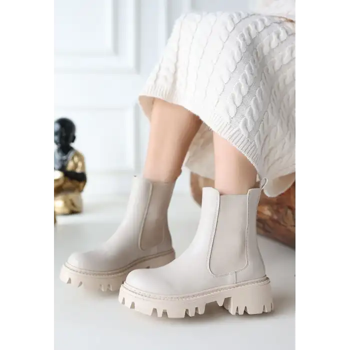 NİNLE BEJ CİLT TOPUKLU BOT