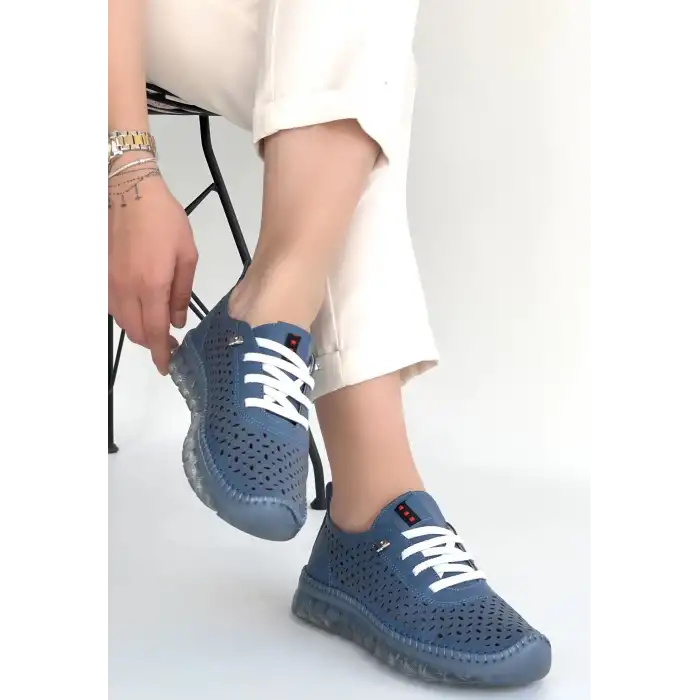OTJA MAVİ DERİ LAZERLİ BAĞCIKLI SPOR AYAKKABI