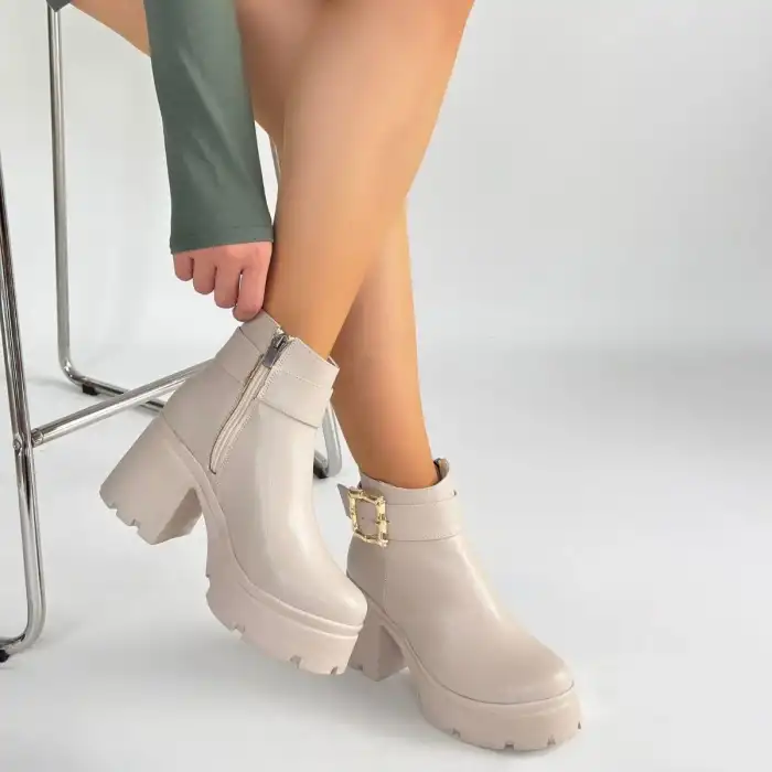 PİNMA BEJ CİLT TOPUKLU BOT