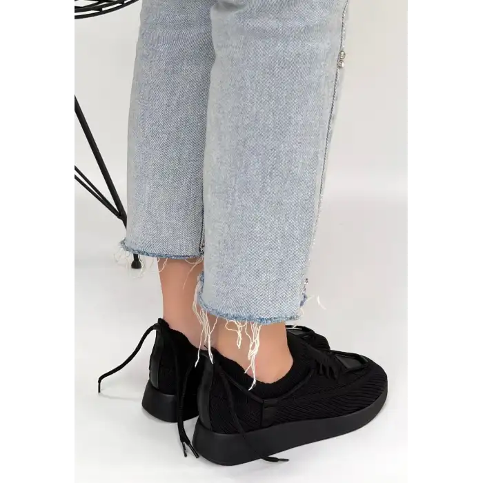 RENJİ SİYAH TRİKO BAĞCIKLI SPOR AYAKKABI