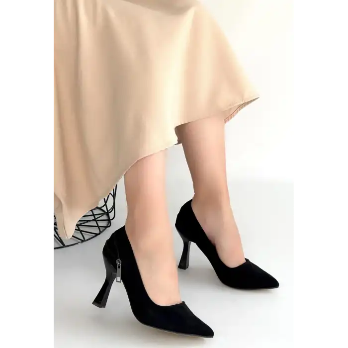 RETTA SİYAH SÜET TOPUKLU AYAKKABI