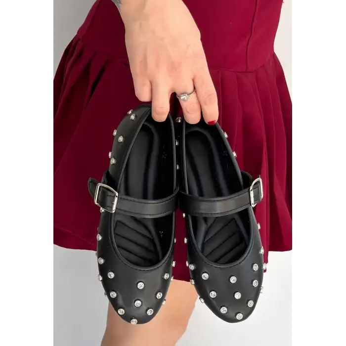 RİTTA SİYAH CİLT KEMERLİ BABET AYAKKABI