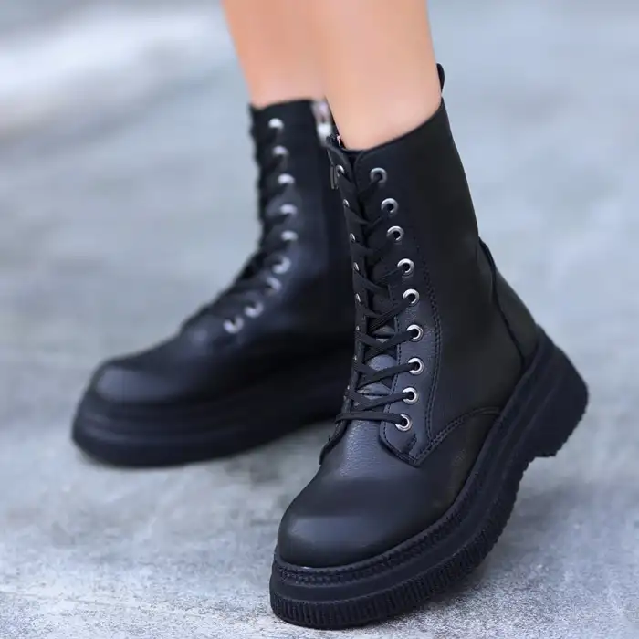 ROXAN SİYAH CİLT BAĞCIKLI BOT