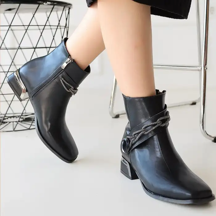 ROXANİ SİYAH CİLT TOPUKLU BOT