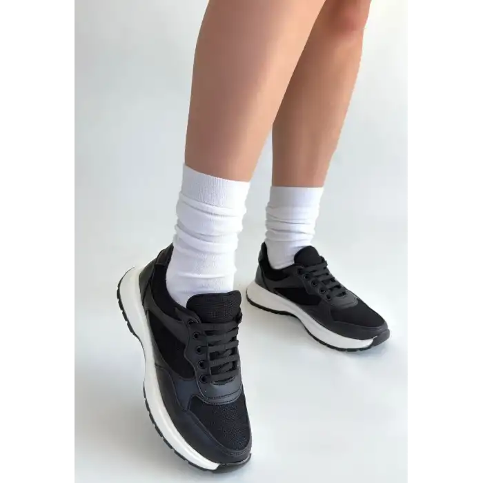 SLAR SİYAH CİLT BAĞCIKLI SPOR AYAKKABI