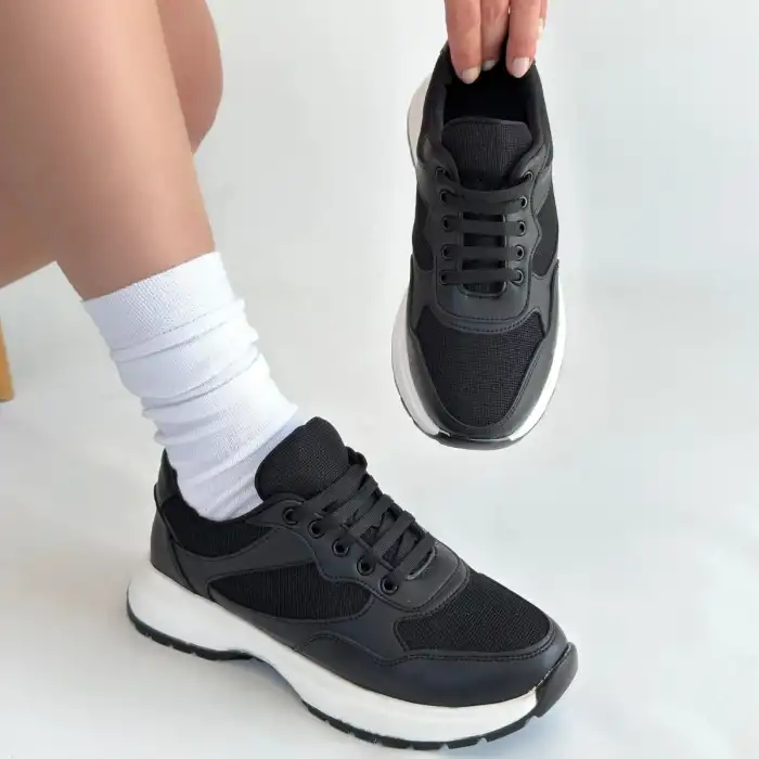 SLAR SİYAH CİLT BAĞCIKLI SPOR AYAKKABI
