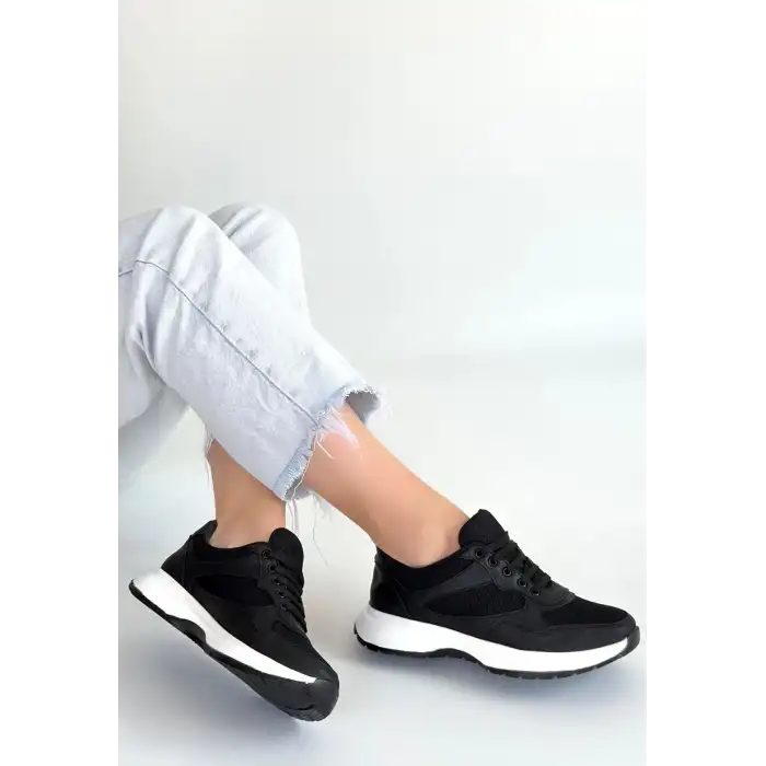 SLAR SİYAH CİLT SİMLİ BAĞCIKLI SPOR AYAKKABI