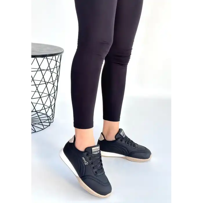 TAWEN SİYAH CİLT BEJ TABANLI BAĞCIKLI SPOR AYAKKABI