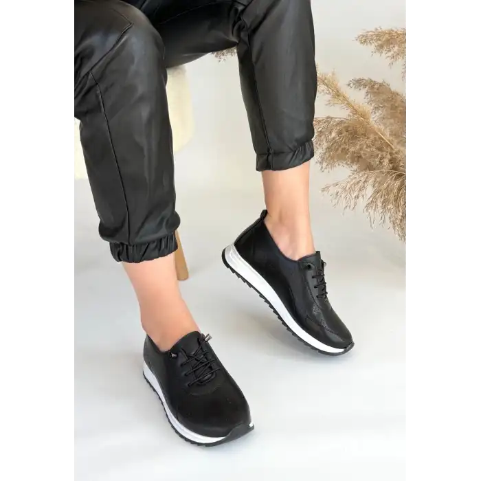 TONE SİYAH CİLT BAĞCIKLI SPOR AYAKKABI