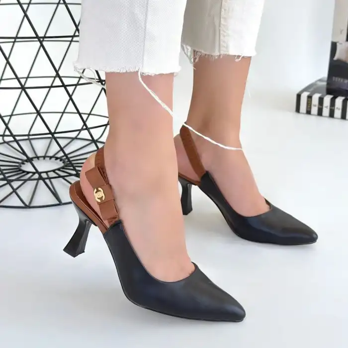 TORAN SİYAH CİLT TOPUKLU AYAKKABI