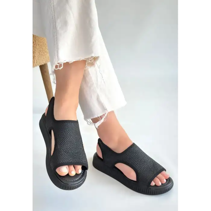 WAYİ SİYAH HASIR CİLT SANDALET