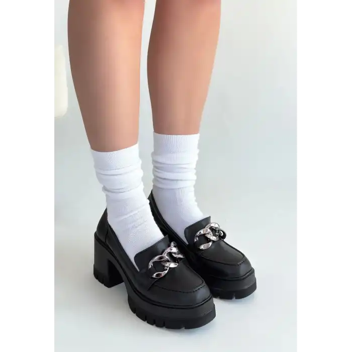 WİNAR SİYAH CİLT DOLDU TOPUK AYAKKABI