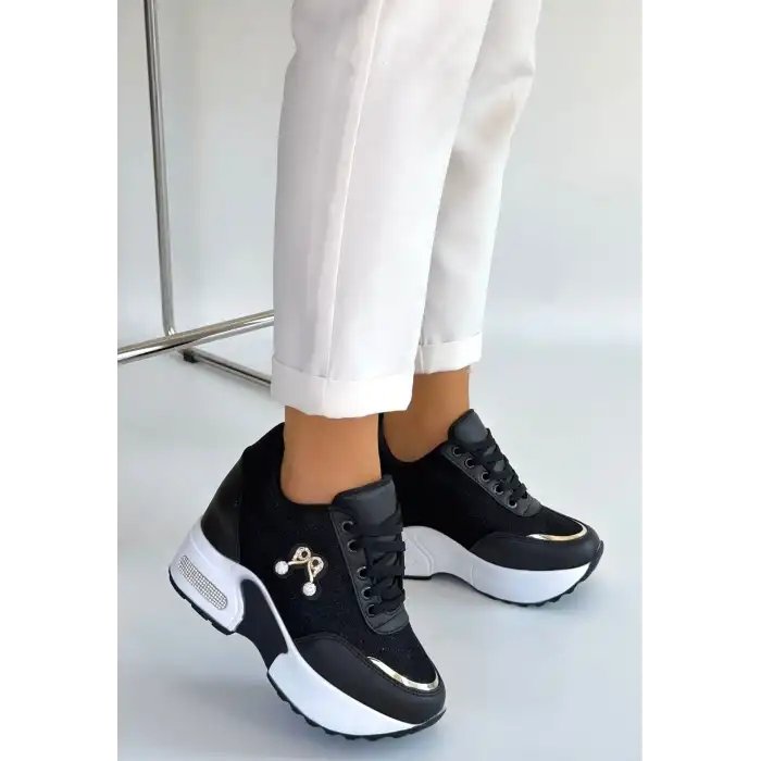 WODY SİYAH CİLT SİMLİ BAĞCIKLI SPOR AYAKKABI