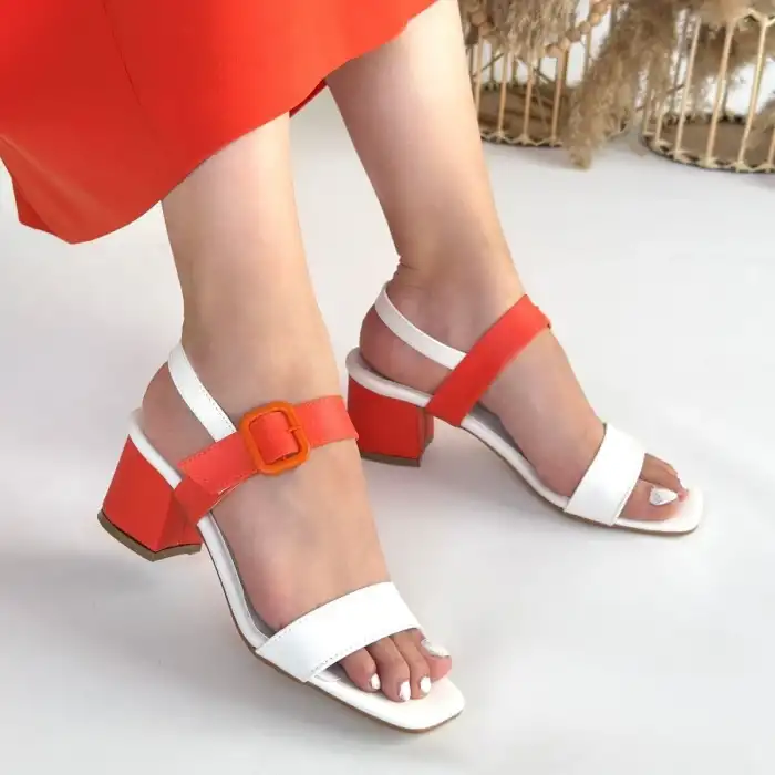 YEAR BEYAZ CİLT TURUNCU DETAYLI TOPUKLU AYAKKABI