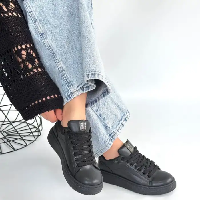 YİER SİYAH CİLT BAĞCIKLI SPOR AYAKKABI