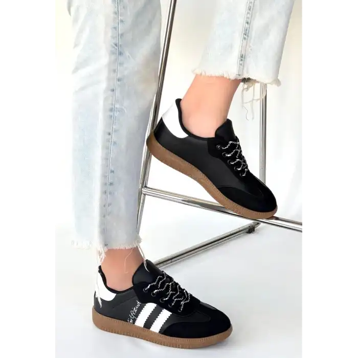 ZERTİ SİYAH CİLT BAĞCIKLI SPOR AYAKKABI