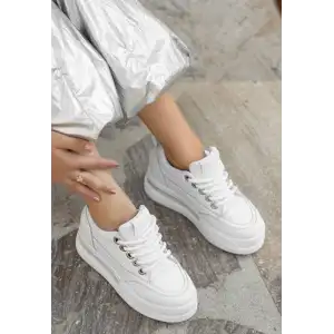 LULU BEYAZ CİLT BAĞCIKLI SPOR AYAKKABI