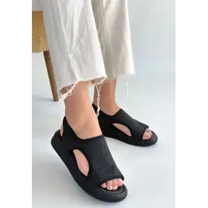 WAYİ SİYAH HASIR CİLT SANDALET