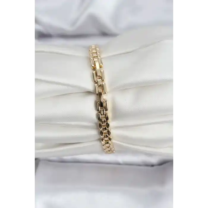 14K Gold Renk Kaplama Zirkon Kare Taşlı CM Kadın Bileklik