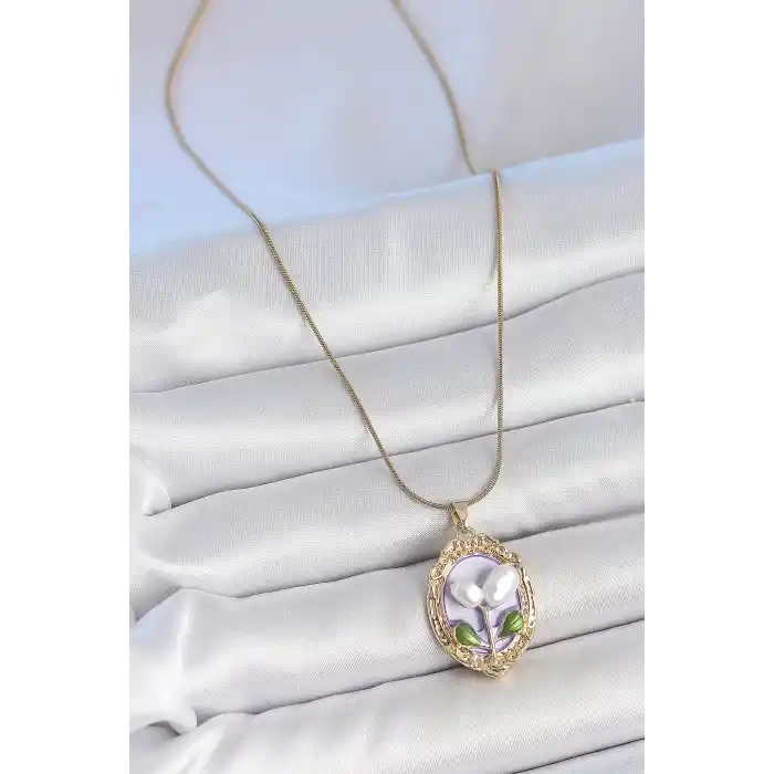 316L Çelik Gold Renk Mor İncili Çiçek İşlemeli Portre Model Kadın Kolye