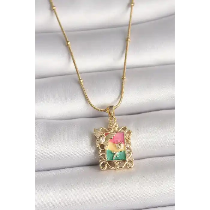 316L Çelik Gold Renk Renkli Zirkon Taşlı Kelebek İşlemeli Portre Model Kadın Kolye