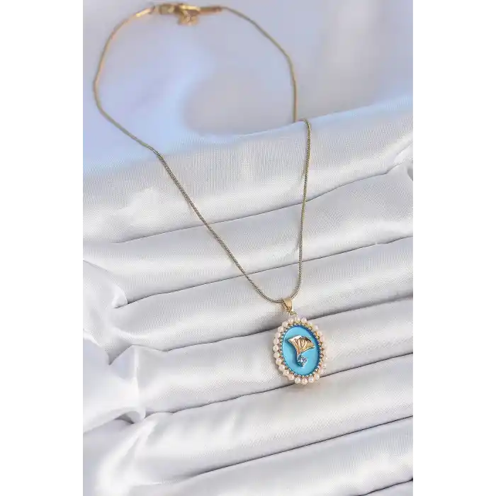 316L Çelik Gold Renk Zincir Mavi Mineli İncili Zirkon Taşlı Çiçek İşlemeli Portre Model Kadın Kolye