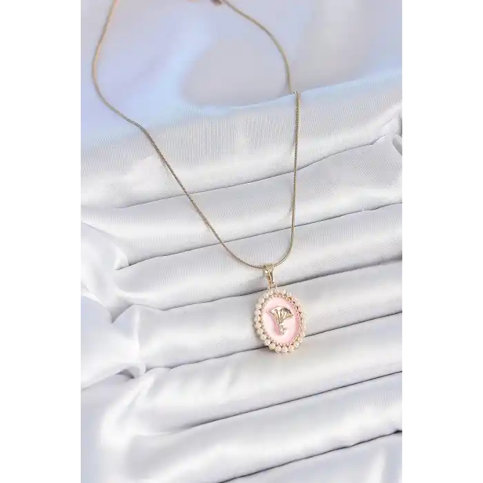 316L Çelik Gold Renk Zincir Pembe Mineli İncli Zirkon Taşlı Çiçek İşlemeli Portre Model Kadın Kolye
