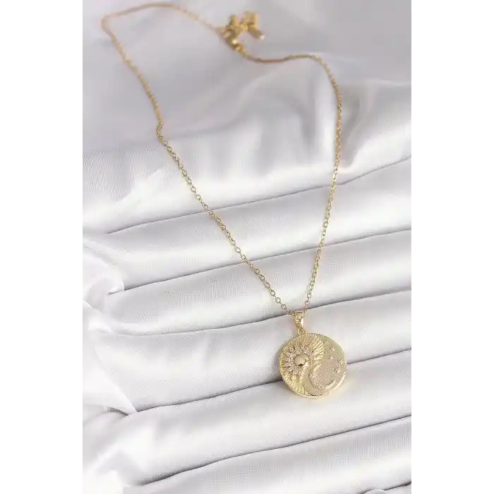 316L Çelik Gold Renk Zincir Zirkon Taşlı Ay Güneş İşlemeli Madalyon Model Kadın Kolye