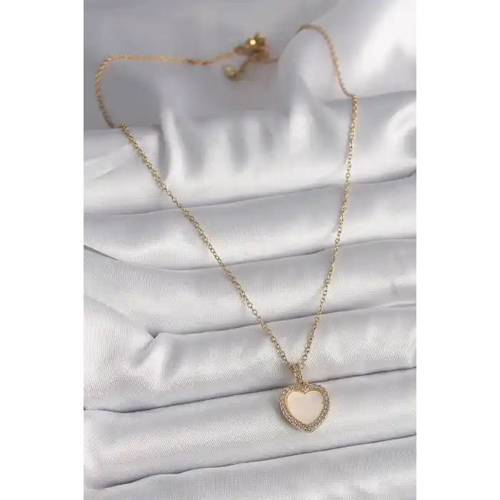 316L Çelik Gold Renk Zincir Zirkon Taşlı Beyaz Mineli Kalp Model Kadın Kolye