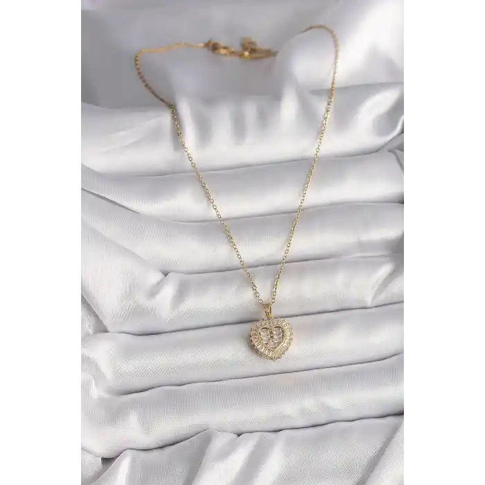 316L Çelik Gold Renk Zincir Zirkon Taşlı Kalp Model Kadın Kolye
