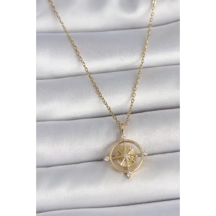 316L Çelik Gold Renk Zincir Zirkon Taşlı Pusula Model Kadın Kolye