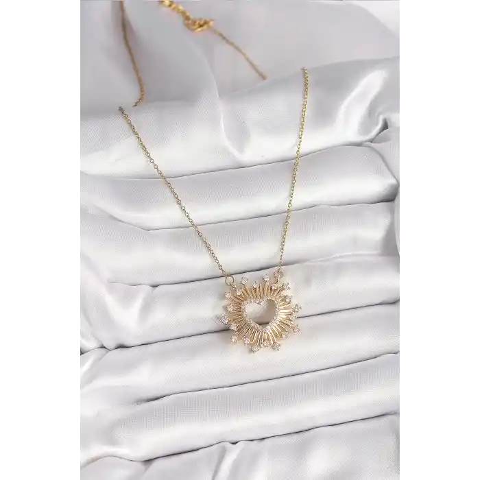 316L Çelik Gold Renk Zirkon Taşlı Kalp Model Kadın Kolye