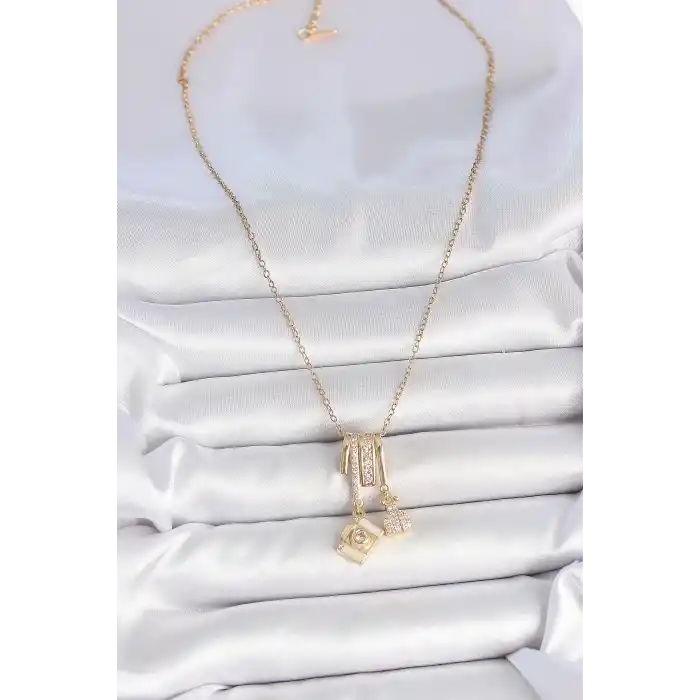 316L Çelik Gold Renk Zirkon Taşlı Sallantı Fotoğraf Makinası Figür Charm Kadın Kolye