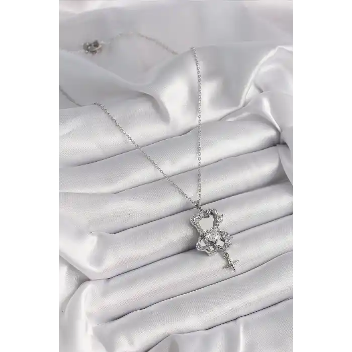 316L Çelik Gümüş Renk Ayna Ayıcık Model Zirkon Taşlı Kalp Detay Kadın Kolye