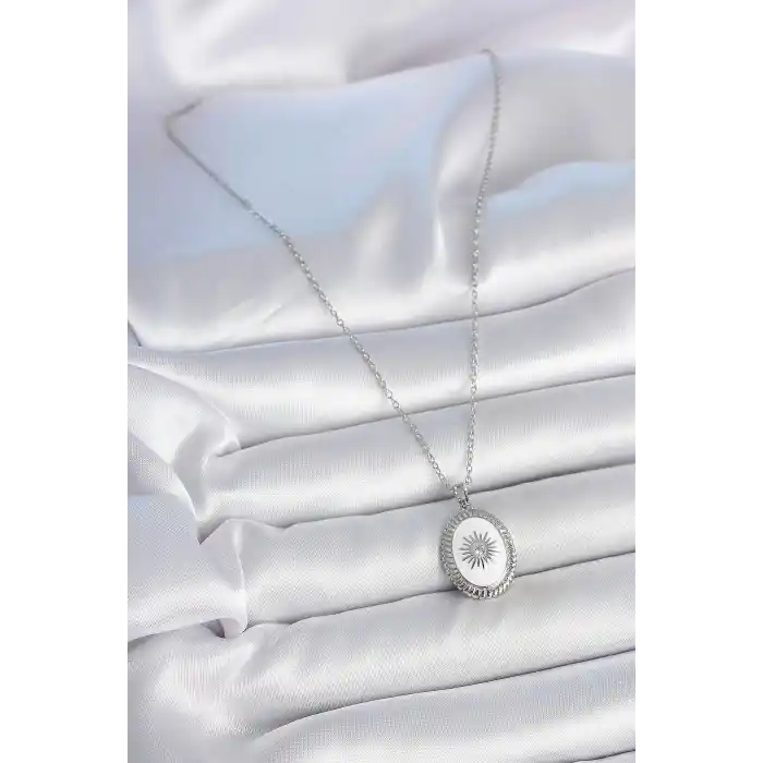 316L Çelik Gümüş Renk Beyaz Mineli Güneş İşlemeli Nazar Boncuk Detay Madalyon Model Kadın Kolye