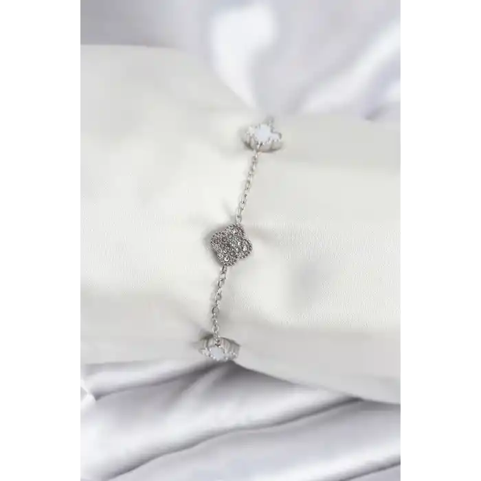 316L Çelik Gümüş Renk Beyaz ve Zirkon Taşlı Baby Boy Yonca Kadın Bileklik