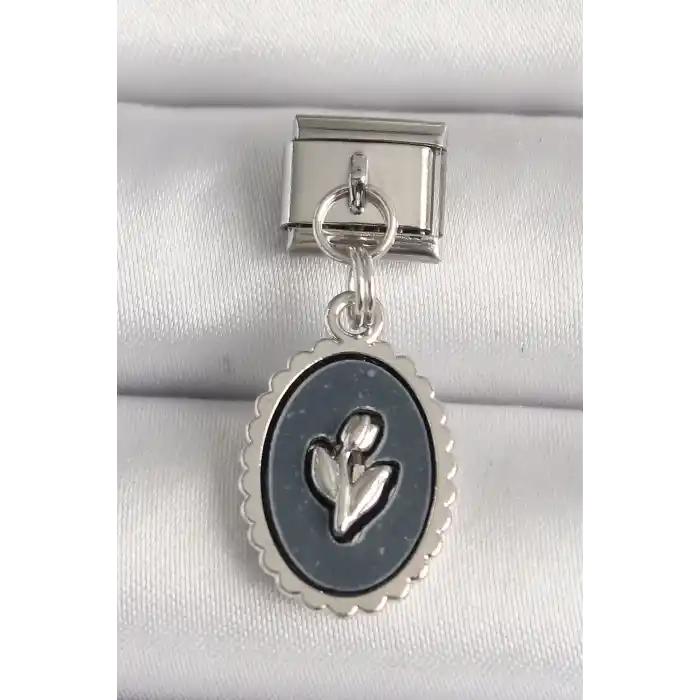 316L Çelik Gümüş Renk Çiçek İşlemeli Siyah Portre Model Nomination Charm